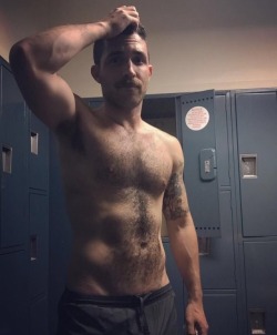 holdmygay.tumblr.com post 165105162340