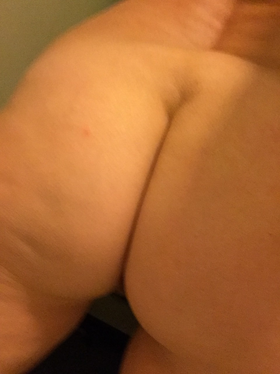 ultra-justtryit:  Shower with me, baby @beastmodemetal
