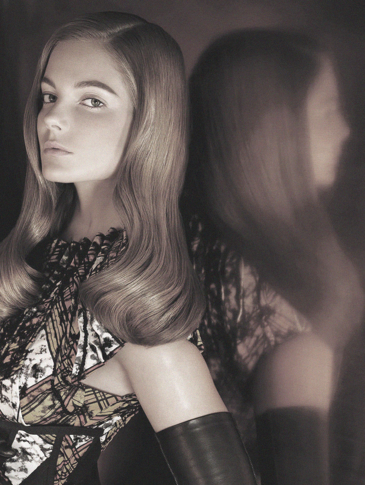voguelovesme:  Eniko Mihalik by Alexi Lubomirski for Allure September 2012 
