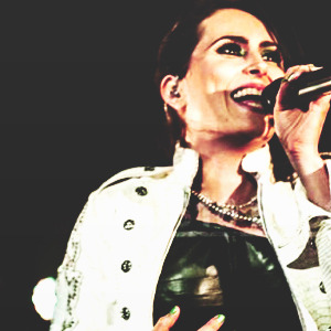 dieealive:  Sharon den Adel in Birmingham, United Kingdom. 16/04/14 
