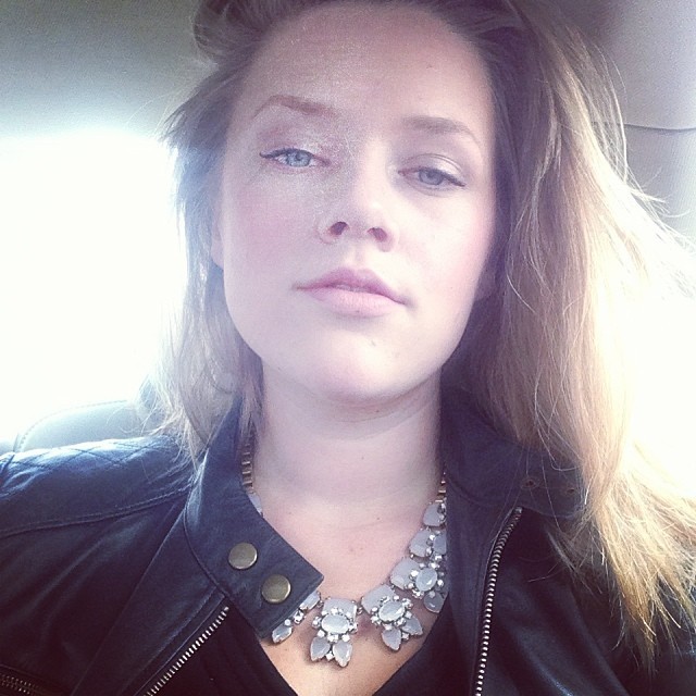 boredvenus:  Wedding #selfie  You are fucking killing me