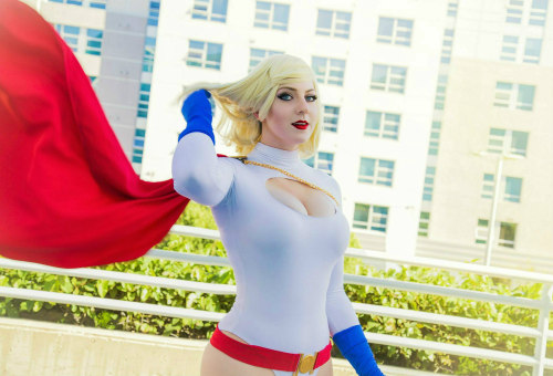 callmepowergirl:    “We do the same thing we’ve always done. We make a better world.” Some photos of me and Anarchy cosplay from comikaze as Powergirl and Harley! My Cosplay page Harleys Cosplay page   super booties- I mean buddies~ < |D’‘‘