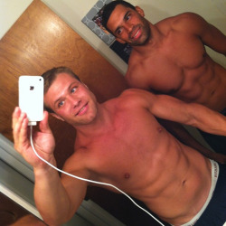 naked-straight-men:  Selfie by Mike Caldwell