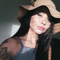 sitemodelsempsd:  © weirdrata