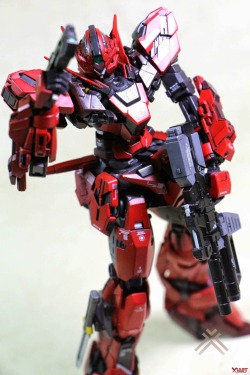 rhubarbes:  Unicorn Gundam Type-F - Custom Build Modeled by Andrew-Joker. 