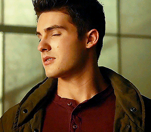 msmischief101:Theo Raeken in The Sword and the Spirit (5x14)I did what I had to do to survive. 