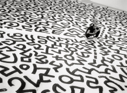adanvc:  Keith Haring painting, 1986. Photo