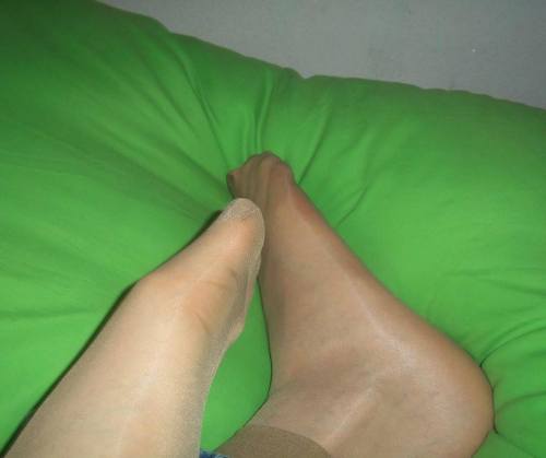 feetandsox:♥ socks ♥ feet ♥ legs ♥ footfetish  ☆☆☆ If you like pantyhose ⇒ nylonfap.tumblr.co