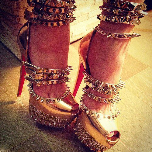 heelsfans.socialdoe.com/