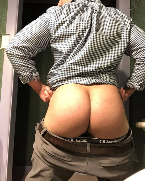 beefybutts: Ready to eat your face.  