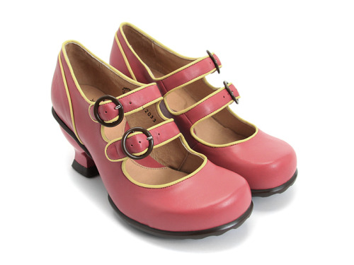 I just realized I haven&rsquo;t looked at the new Fluevogs in a while(Fluevogs are these AMAZING sho