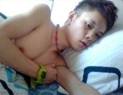 lovelyasianguys:  So lovely.