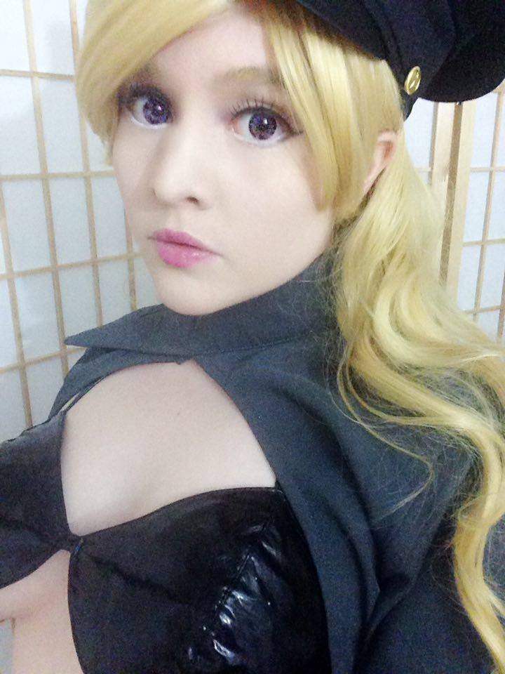nsfwfoxydenofficial:  Tried on Lady Bishamon for the first time and also did a make-up