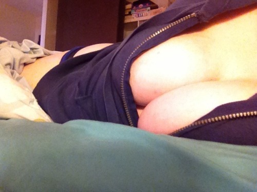 pornographic-content:Lazy boobies, get out of bed.