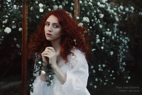 White rosesModel, style, dress - Lina GrozaPhoto, retouch - Yulia Glazkova❤ If you want to help me w