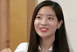 kimnatozaki: Q: You’re promoting as an idol member like you’ve always dreamed