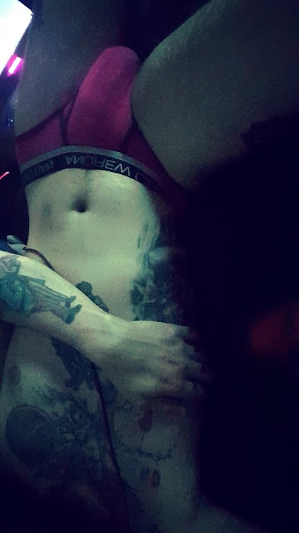 m0rphinecloud:  Lonely, but that’s nothing new.