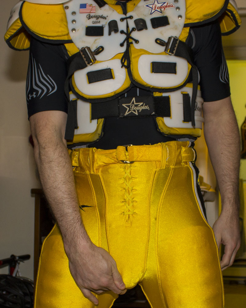 strappedown:  Nothing gets me hornier than being in some football gear and watching