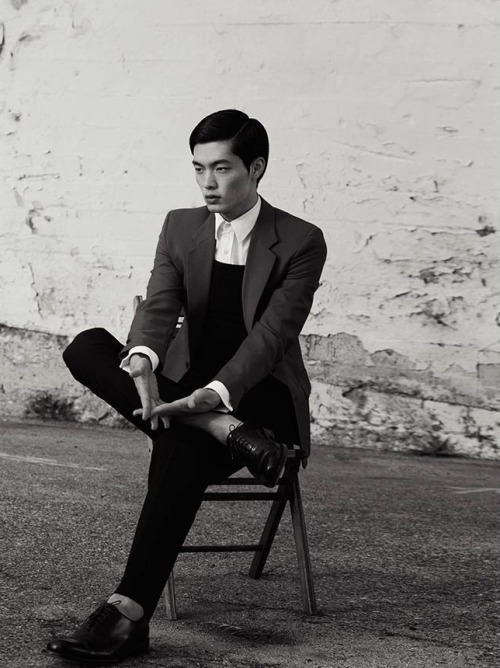 modelsandstuff:  Satoshi Toda by Richard Pier Petit 