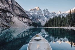 vhord:  eartheld:  chelsearoseg:  photosbygriffin:  Moraine Lake, Alberta.  Mesmerizingly beautiful  mostly nature  strictly nature