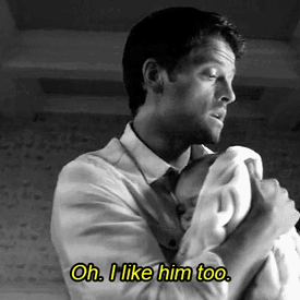 cityoftimelordsandhunters:  AU: Cas goes back in time to visit Mary and her infant son, Dean. 