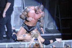 rwfan11:  ….Orton always looks so dominant!