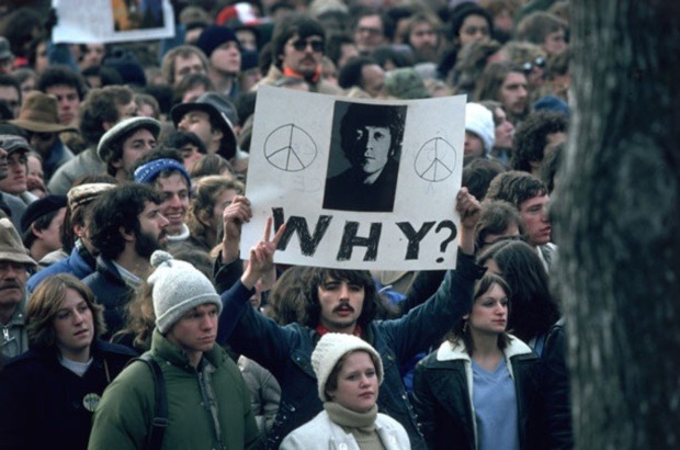 babeimgonnaleaveu:  &ldquo;John Lennon, who was shot and killed outside his New