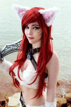 damnsexycosplayers:Kyra kitsune