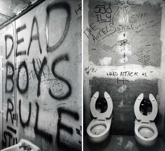 zombiesenelghetto:
“ “CBGB bathroom”, photo Godlis NYC 1977
• via
”