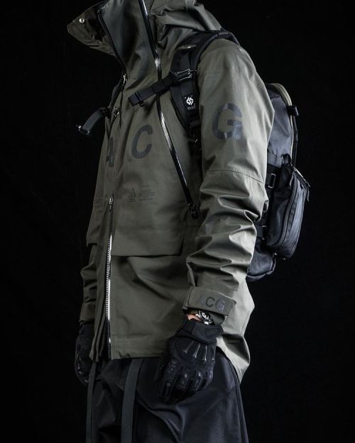lightresist: FOXBAT™ LEG-10 “CERBERUS” BACKPACK SYSTEM 