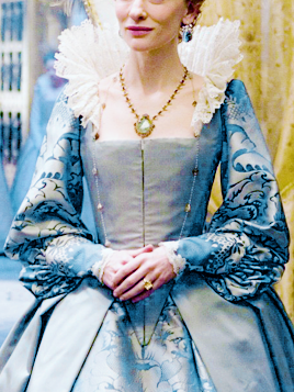 lightens:favorite movie costumes || Elizabeth’s Silver / Blue Dress (Elizabeth: The Golden Age - 200