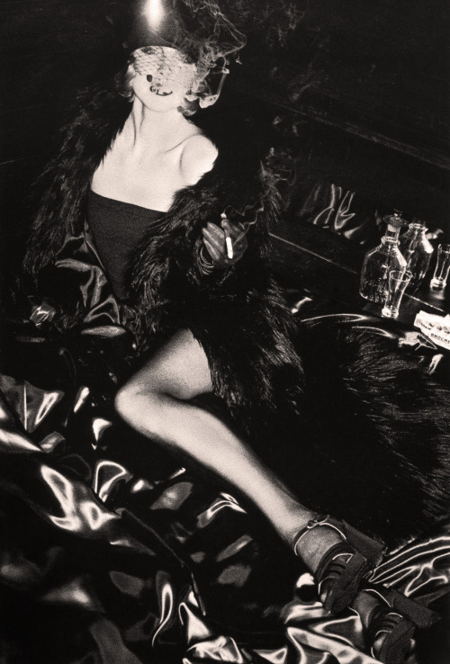 &rsquo;Fun Fur&rsquo; Elly Koot by Bart van Leeuwen for Nieuwe Revu Magazine, 1974