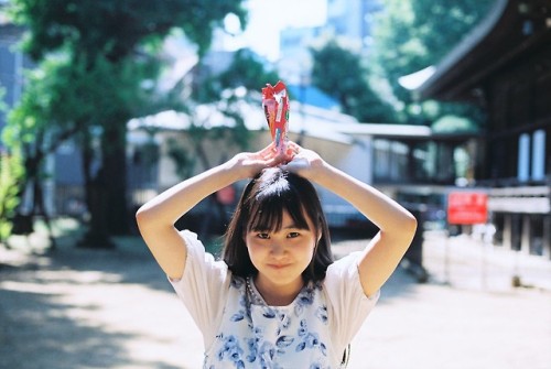 ISO400のフイルムを1600の設定で撮るという前回の凡ミスリベンジでした。model：あい (@camera_photo38)
