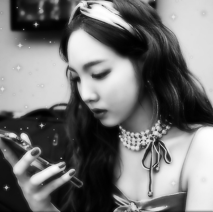 ଘ( ິ•ᆺ• )ິଓ — ❛ im nayeon messy layouts ♡~