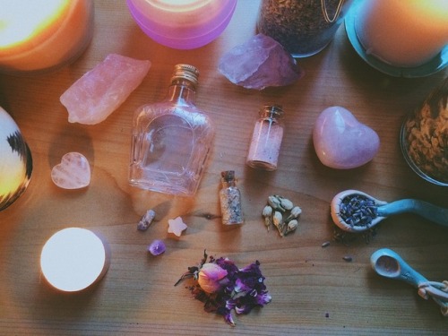 witchy-little-fox:  Self Love & Appreciation Spell Bottle ♡ ♡ ♡ ♡ ♡ ♡ ♡ ♡ ♡ ♡ ♡ ♡ ♡ ♡ ♡ ↟ Lavend