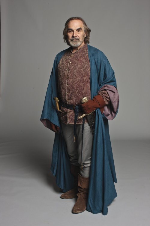 shredsandpatches:Richard II costumeporn! Courtesy of this site, via magpieandwhale. There’s also pub
