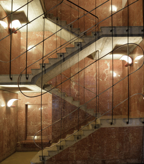archatlas:  Saltos del Navía Carlos Copertone [via]