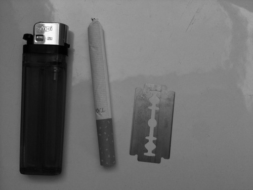 keepcalmandshowyourscars:  black and white depression blog