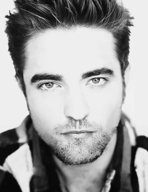 Pretty Eyes. Pretty Robert Pattinson.