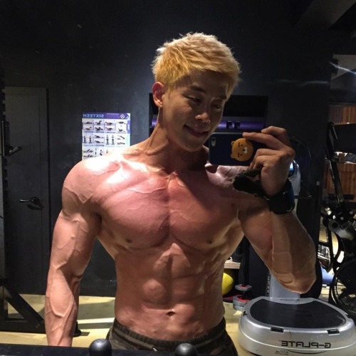shreddedobsession:  Park Sang Won