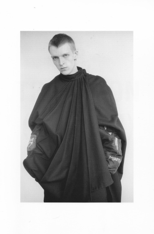 66lanvin:  indisponiert:  RAF SIMONS  PICTURE 1 : Spring-Summer 2003. Consumed. Photographed by Mario Sorrenti. Syling by Panos Yiapanis. Arena Homme Plus no. 18, 2003. PICTURE 2 : Isolated heroes no.1: Robbie. Photographed by Raf Simons. Antwerp,