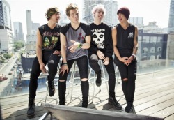 fivesource:  5 Seconds Of Summer at Much