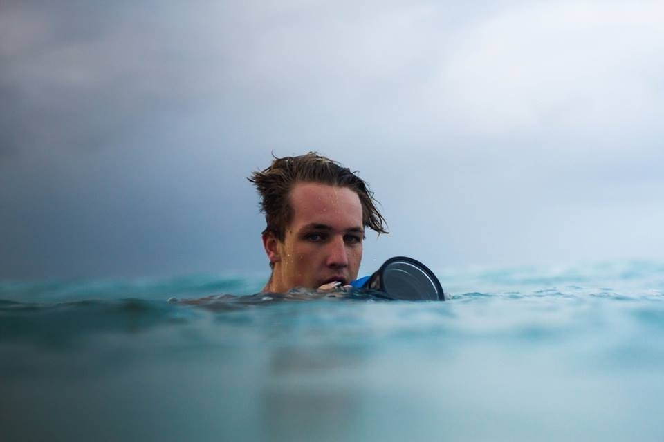 fiberglassed-brain:  I try to take photos in the water. 