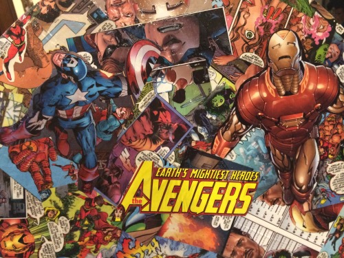 everybodyilovedies:Comic book table: done! \o/ I accidentally bought a double copy of Avengers vol