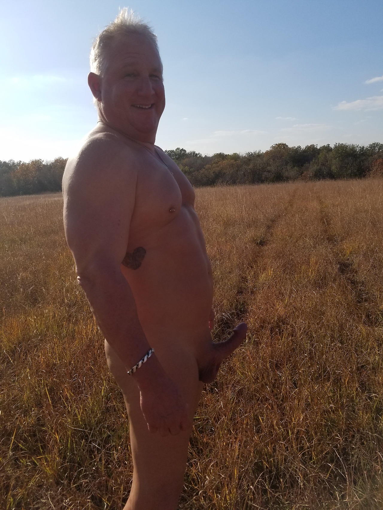 nakedlkb:  More naked farm fun.
