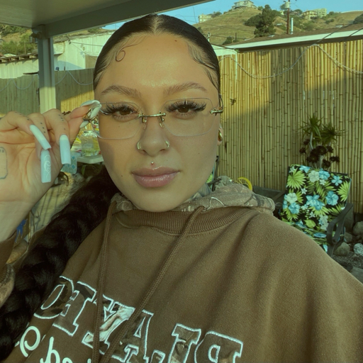 missbaby:Daydreamin abt suckkn some titties&hellip;. 😔