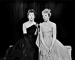 lejazzhot:  Julie Andrews and Carol Burnett, best friends for over 50 years. 