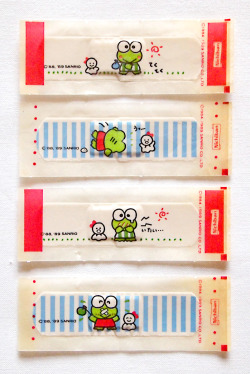 brickme:  Vintage Sanrio: Kero Kero Keroppi band aids (1989)