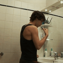 larry-capija:  CSM!!! tan hot este video