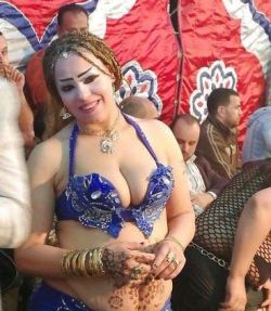 yourarabfantasy:  Arab Women getting slutty in public